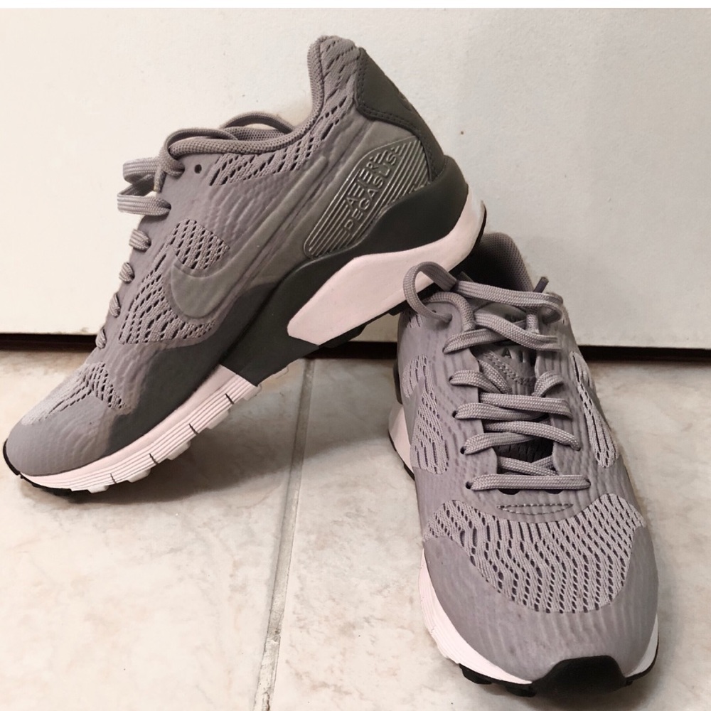 Nike Air Pegasus 92/16 Running Shoe